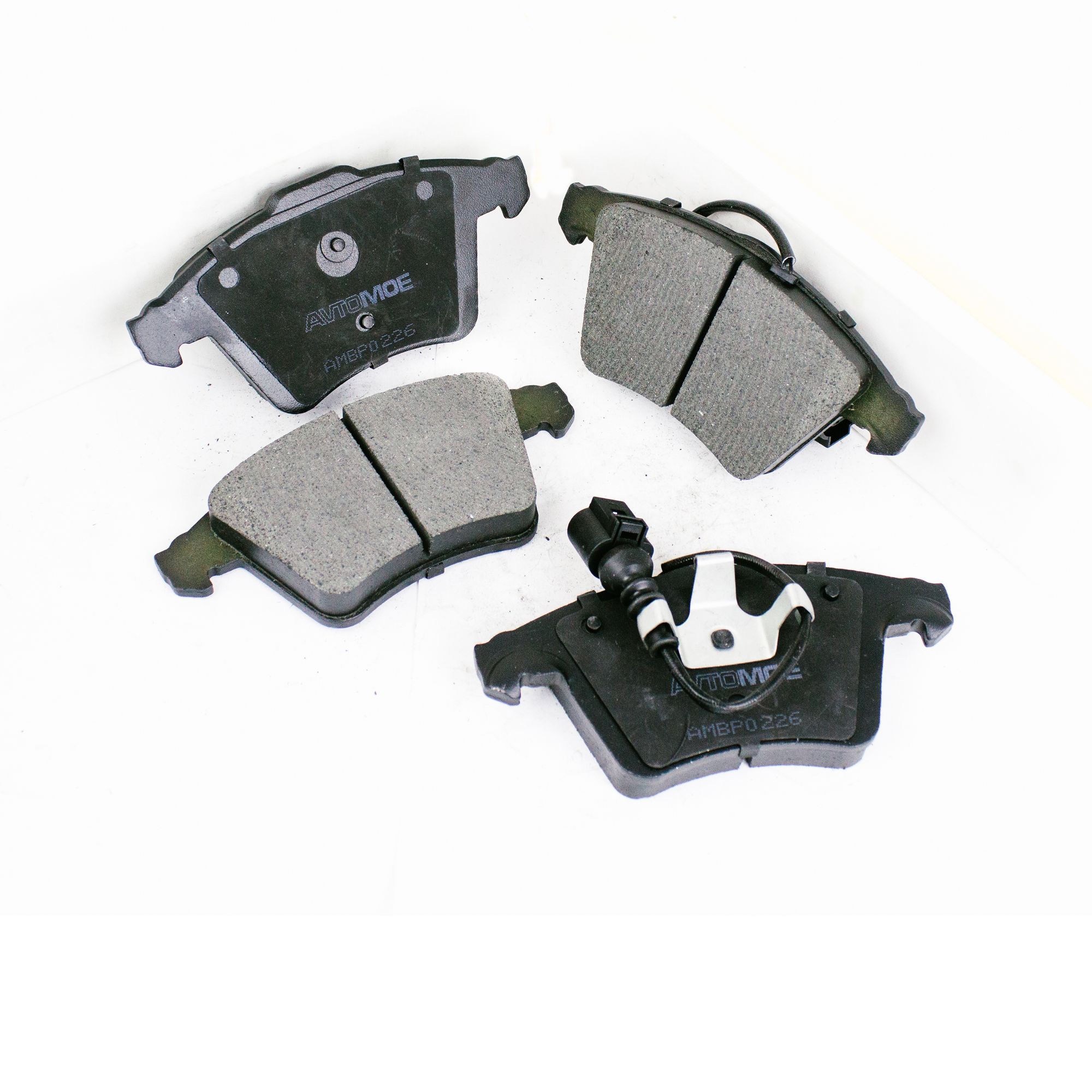 Колодки тормозные передние AMBP0226 AVTOMOE
